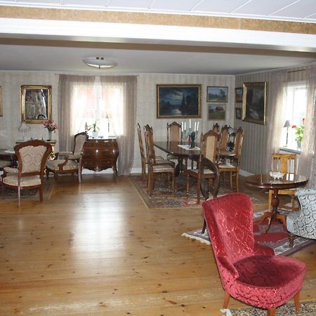 Appartement Ladugardens Pub & Sal à Enhorna Extérieur photo